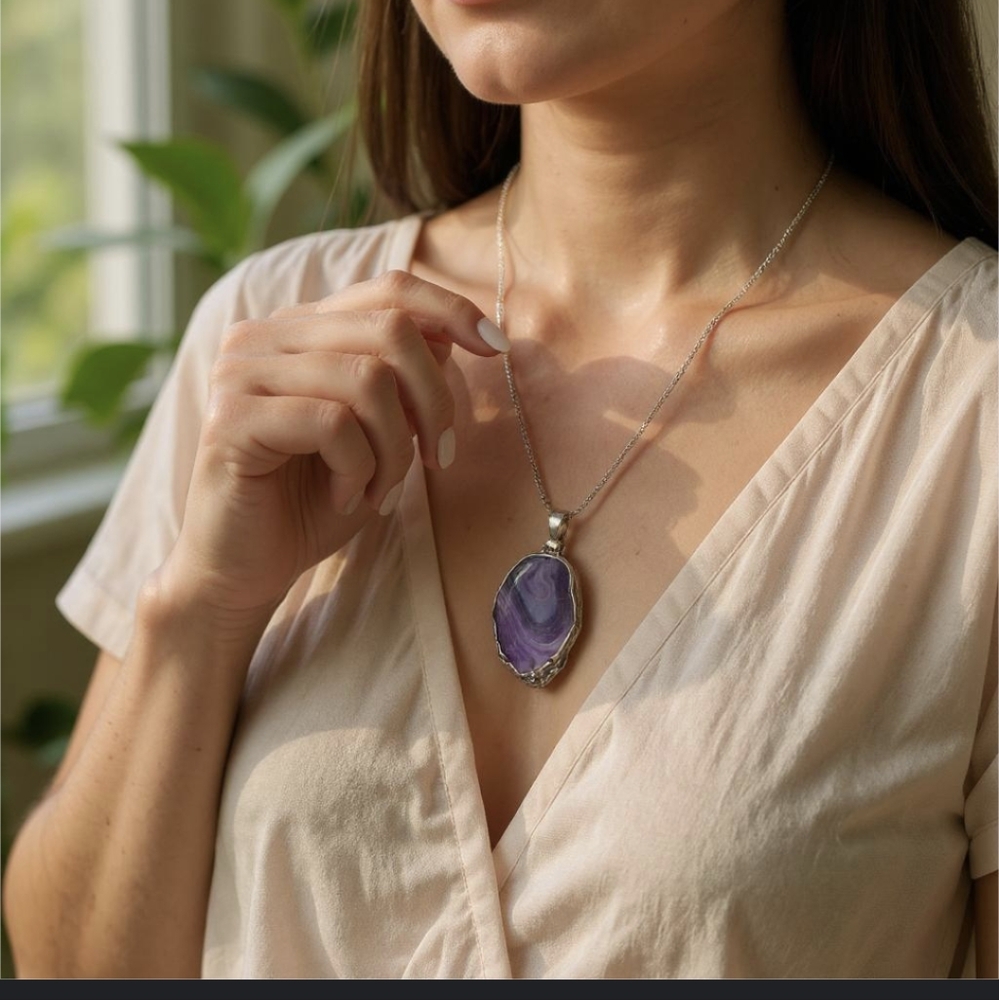 Purple Agate Slice Silver Tone Pendant Necklace